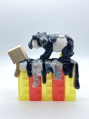 128 Oil Shock  16cm x 5cm x 16cm  Mixed Media  2020