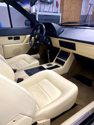 Das komplett überarbeitete Cockpit des Mondial