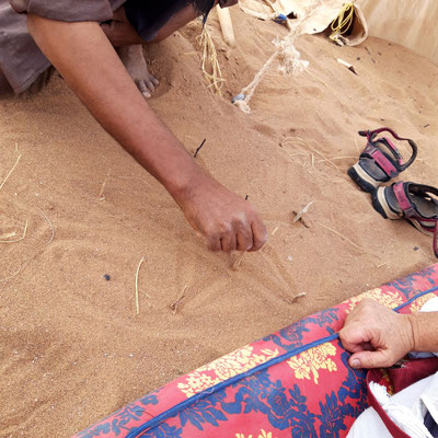 6-tägige wüstenwanderung in der sahara, kulturaustausch im spielen