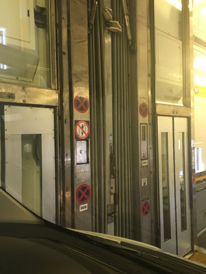 Folkestone: im Euro Tunnel Shuttle 