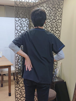 骨盤と腰 後ろ