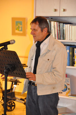 Dr. Christoph Schubert-Weller, Poet, Germanist und Schriftsteller