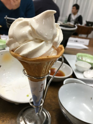 かじか荘の絶品ソフトクリーム