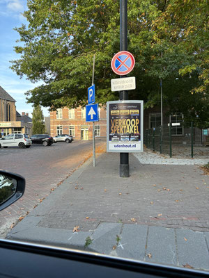 Buitenreclame - 2-signs - Automotive Sales Event bij Van den Udenhout - Brabant, officieel dealer van Volkswagen, Audi, SEAT en Škoda - september 2025 - 701 verkochte auto's in 14 dagen