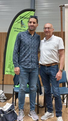  Hakim Arezki avec le maillot Etincelle53 et son guide
