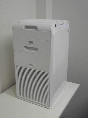空気清浄機も常時作動中