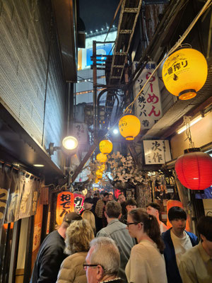 📍Omoide Yokocho