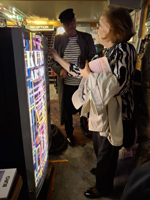 Opening "kunstartomat 2", Badeschiff, vienna, september 2025