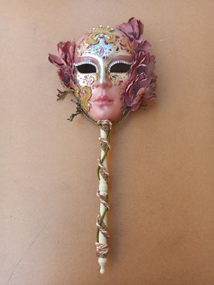 Máscara veneciana artesana. Ref RGM/16. 55x18