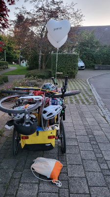 Und so sah Dinus Fahrzeug am Abend aus, als wie heimkamen......