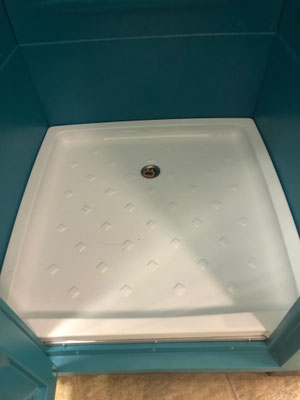 Nouveau bac à douche plus grand