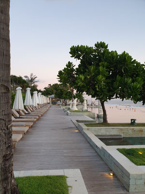 Seminyak Beach Resort Infinity Pool Bali