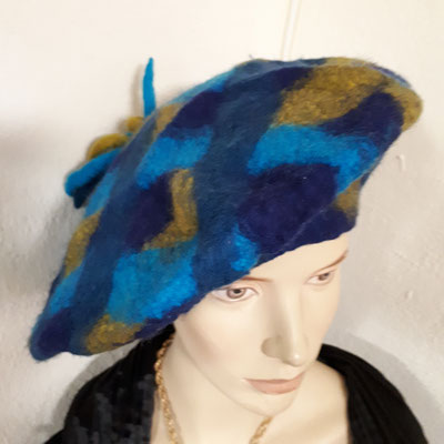 Artisan hat, handmade felt, unique piece, €180