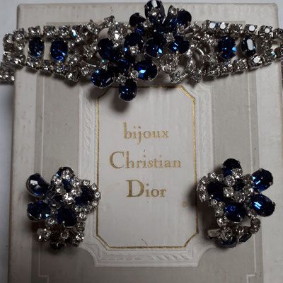 KRAMER of NY for  Christian Dior - bracelet and clip earrings, Cobalt blue & clear rhinestones on silvertone metal. Signed on all pieces.  €1260