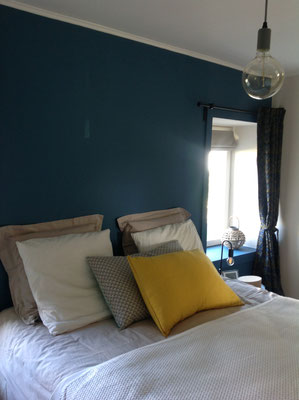 Une chambre bleue Farrow & Ball.