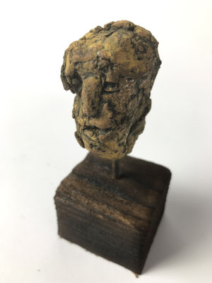 Volto 16 € 150,00