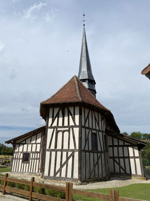 Une autre église à pans de bois à Bailly-le-Franc