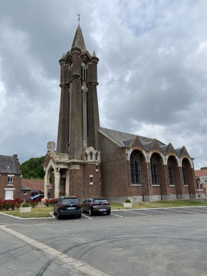 L'église de Sapignies