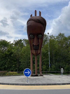 Carrefour André Malraux à Pontarlier (réputé comme le plus laid carrefour de France, à vous de voir)