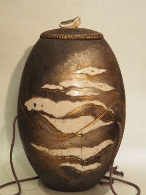 aparte Urne"Jaipur", Raku, Swarowskisteinchen, Blattgold, verkauft