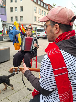 Musiktreff auf dem Angoulêmeplatz am 05.05.2026, Foto: Kristel Döhring
