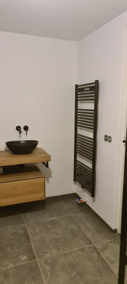 BTK Tegelzetters Venlo - nieuwe badkamer vrijstaande villa te Meerssen