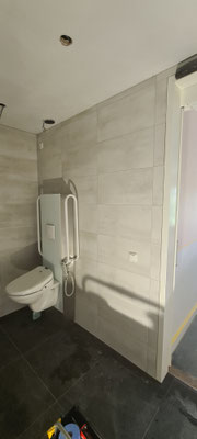 BTK Tegelzetters Venlo - kitwerk badkamer te Kessel