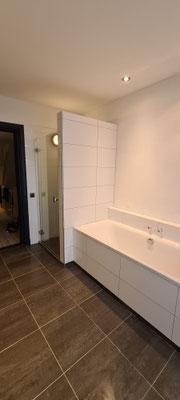 BTK Tegelzetters Venlo - gedeeltelijke renovatie van badkamer te Roermond