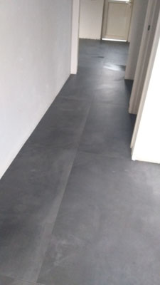 BTK Tegelzetters Venlo - tegelvloer te Maaseik - tegelwerk 120 x 120 cm vloertegels