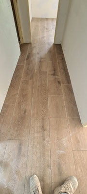 BTK Tegelzetters Venlo - tegelwerk  - houtlook tegelvloer te Venlo