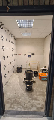 BTK Tegelzetters Venlo - realisatie invalidetoilet Viecuri te Panningen - tegelwerkzaamheden 