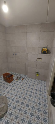 BTK Tegelzetters Venlo - badkamer te Herten