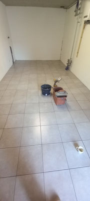 BTK Tegelzetters Venlo - tegelvloer garage te Herten