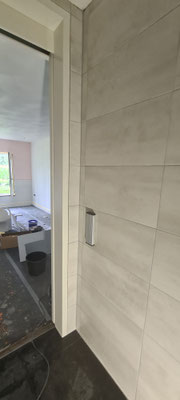 BTK Tegelzetters Venlo - kitwerk badkamer te Kessel