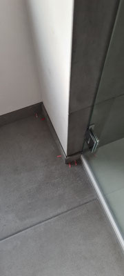 BTK Tegelzetters Venlo - montage tegelplinten - retro badkamer renovatie te Herten