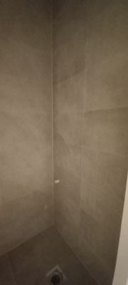 BTK Tegelzetters Venlo - tegelwerk toilet te Roermond