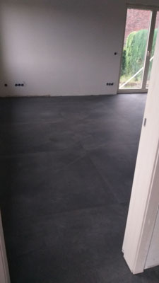 BTK Tegelzetters Venlo - tegelvloer te Maaseik - tegelwerk 120 x 120 cm vloertegels