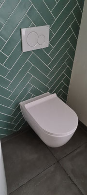 BTK Tegelzetters Venlo - eindresultaat retro badkamer renovatie te Herten