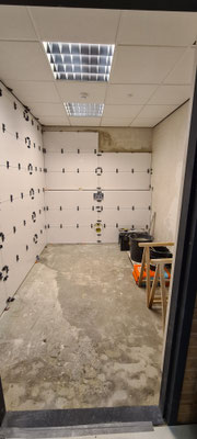 BTK Tegelzetters Venlo - realisatie invalidetoilet Viecuri te Panningen - tegelwerkzaamheden 