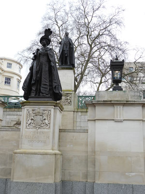 König George VI und Queen Elisabeth I Memorial