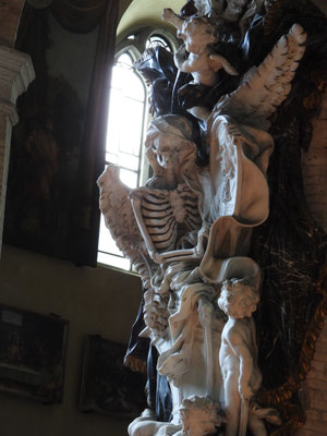 Epitaph (Gedächtnismal) des Bildhauers Laurentius Rues