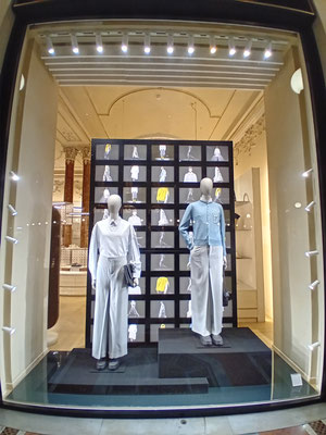 Schaufenster in der Galleria Vittorio Emanuele II