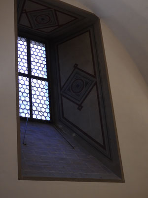 Fenster im Museo nazionale del Bargello