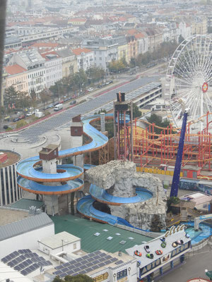 Blick auf die Wildwasserbahn des Praters