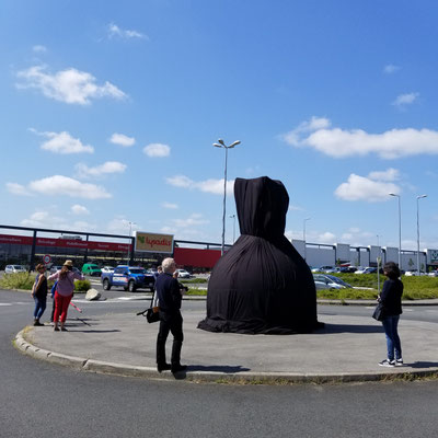 Inauguration du "Monument Au(x) Vivant(s)" n° 001