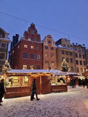 Weihnachtsmarkt in Stockholm am Stortorget