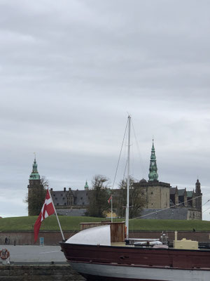 Das Schloss Kronenborg.