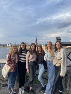 Anna, Amelie, Alexandra, Lena, Friederike und Jule in Stockholm