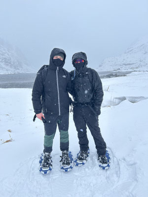 Wanderung zum Strand auf den Lofoten