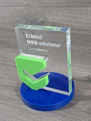 350 bokalen op maat gemaakt. Gemaakt van 19mm, 20mm en 30mm dik plexiglas